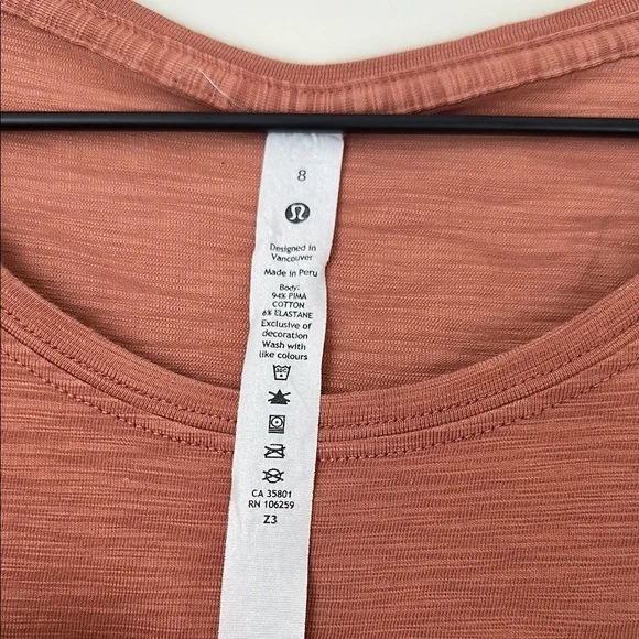 NWOT Lululemon Short Sleeve Tee - Picture 2 of 4